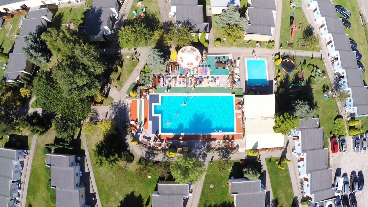 Osrodek Wypoczynkowy Zlota Plaza Hotel Миелно Екстериор снимка